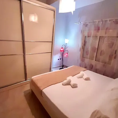 Beva 아파트 Sarandë