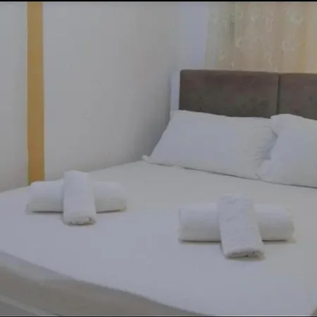 Beva 아파트 Sarandë
